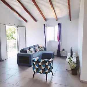 Hébergement de vacances Petit Coin De Paradis A, Baillif